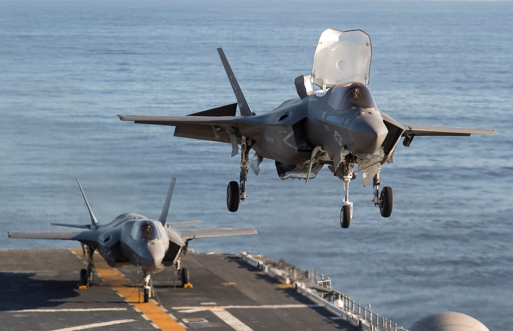 USS America Gets Ready For First Overseas Deployment USS America Gets Ready For First Overseas Deployment